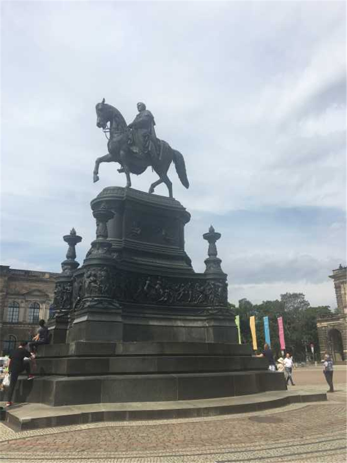 3599F